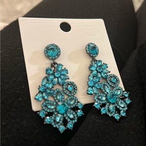 Elegant Blue Floral Drop Earrings